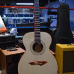guitare guitar guitare de luthier guitare folk accoustic acoustique guitares narbonne guitare aude guitare electique artisanal