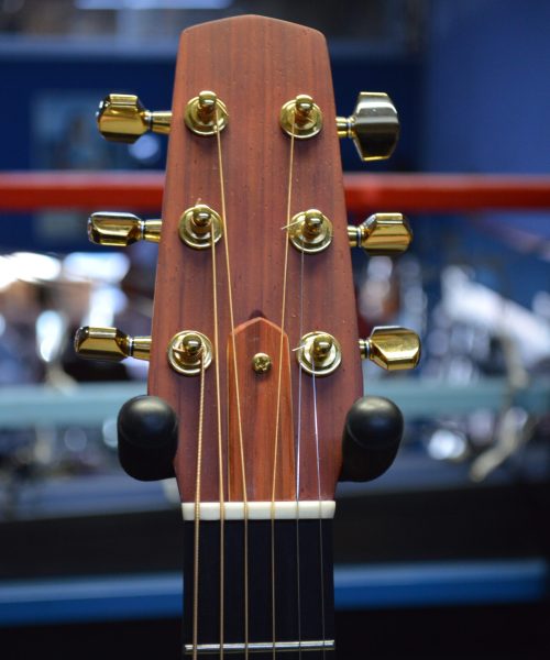 guitare guitar guitare de luthier guitare folk accoustic acoustique guitares narbonne guitare aude guitare electique artisanal